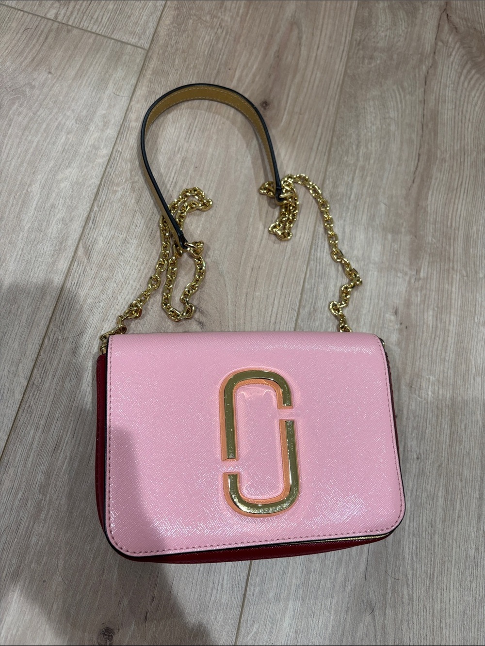 Marc Jacobs Pink Crossbody Chain Bag with Gold Hardware